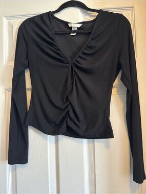 Black Long-Sleeve Ruched V-Neck Top